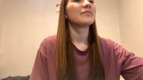 Mia online show from January 2026 07:17:01 PM