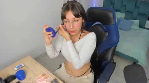 betty_boops3 online show from April 2026 07:40:01 PM