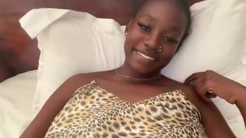 Snapshot of betty_fire_ chatting on June 2026 08:07:02 AM Adah online show from June 2026 08:07:02 AM