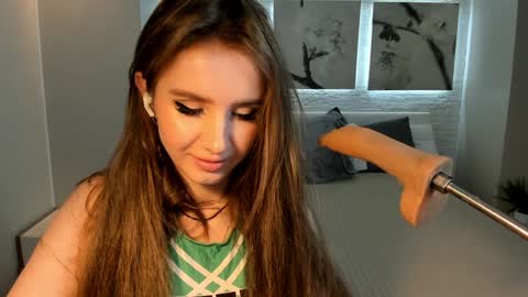 Betty online show from December 2024 09:26:02 PM