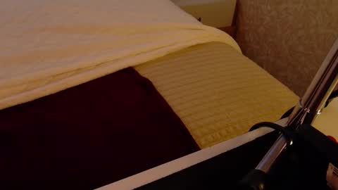 Betty online show from January 2026 08:22:01 PM