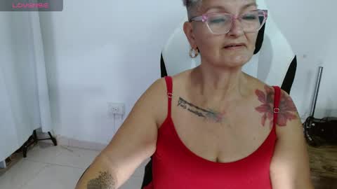 Snapshot of bety_cum3 chatting on May 2026 04:12:02 PM bibiana online show from May 2026 04:12:02 PM