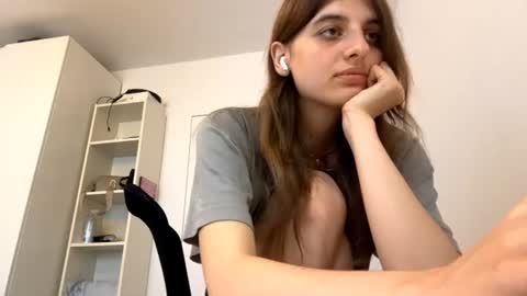 Lina online show from June 2026 04:09:02 PM