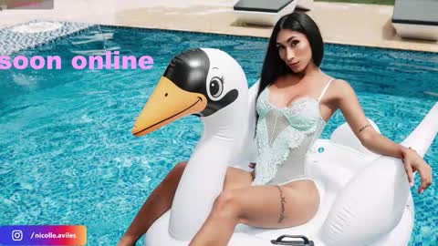 Nicolle Aviles online show from September 2025 02:11:01 AM
