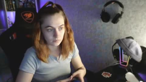 Snapshot of beverly_yay chatting on May 2026 10:36:02 PM beverly_yay online show from May 2026 10:36:02 PM