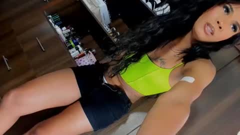 beverlycambell online show from February 2025 02:23:01 AM