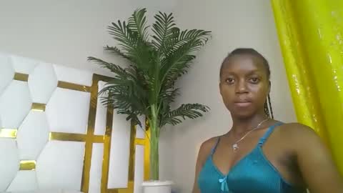 Snapshot of beverlyne5 chatting on February 2025 09:25:02 PM beverly online show from February 2025 09:25:02 PM
