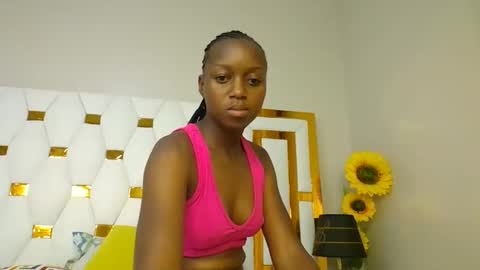 Snapshot of beverlyne5 chatting on February 2025 05:17:02 PM beverly online show from February 2025 05:17:02 PM