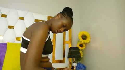 Snapshot of beverlyne5 chatting on February 2025 04:13:02 PM beverly online show from February 2025 04:13:02 PM
