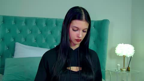 Beverly online show from February 2025 09:49:01 AM