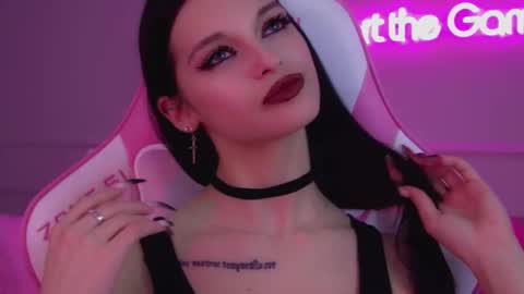 Beverly online show from March 2025 04:22:01 PM