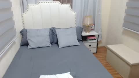 Nixie online show from December 2024 07:24:02 AM