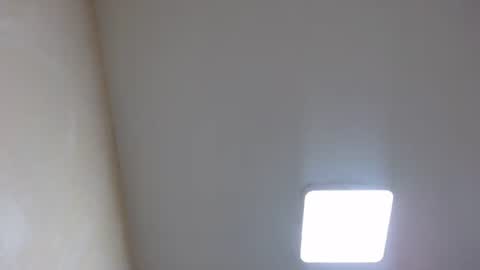 Nixie online show from January 2025 05:31:01 PM