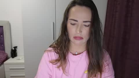   BeyonceDoll       Twitter DollBeyonce    online show from March 2026 08:37:02 PM