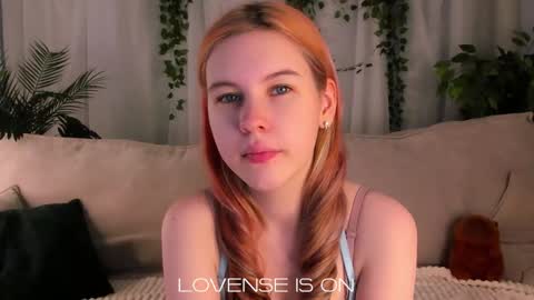 Eliz online show from October 2025 01:28:01 AM