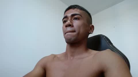 Snapshot of bfernando_05 chatting on December 2024 01:21:01 PM BAYRON online show from December 2024 01:21:01 PM