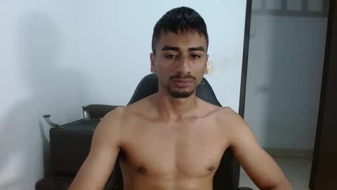 Snapshot of bfernando_05 chatting on September 2025 10:06:02 AM BAYRON online show from September 2025 10:06:02 AM