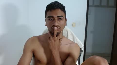 Snapshot of bfernando_05 chatting on September 2025 10:30:01 AM BAYRON online show from September 2025 10:30:01 AM