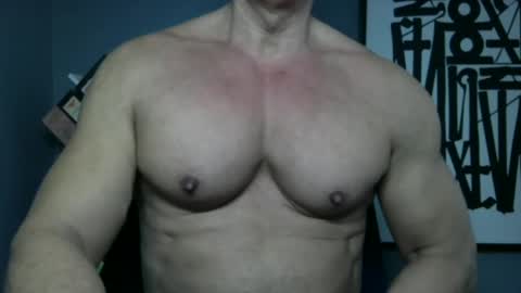 BGDKMUSCLEGUY - SELECTED BY CHATURBATE AS A TOP BROADCASTER FOR 2023 online show from April 2026 05:46:01 PM