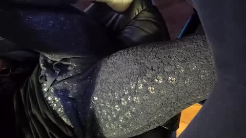 bhdickin online show from November 2025 02:22:02 AM