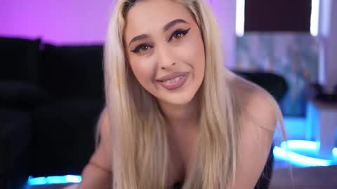 Snapshot of bia_kristal chatting on September 2025 03:13:01 PM Biia online show from September 2025 03:13:01 PM