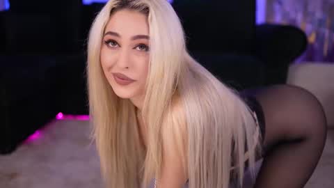 Snapshot of bia_kristal chatting on October 2025 03:10:01 PM Biia online show from October 2025 03:10:01 PM