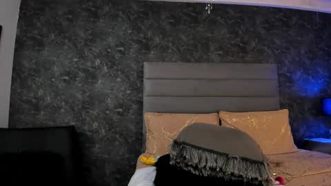 Snapshot of bianca_bella_ chatting on March 2025 05:39:02 PM BESHA... online show from March 2025 05:39:02 PM
