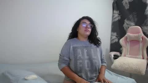 Snapshot of bianca_boobs chatting on October 2025 09:21:02 AM Bianca Tuesday to Sunday from 2am to 6am UTC-5 online show from October 2025 09:21:02 AM