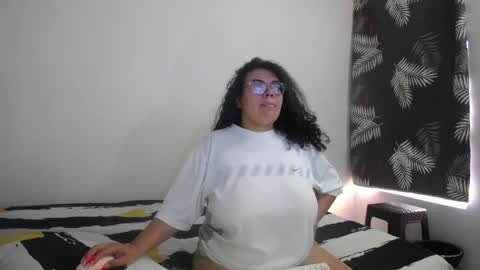 Bianca Tuesday to Sunday from 2am to 6am UTC-5 online show from April 2026 09:23:01 PM