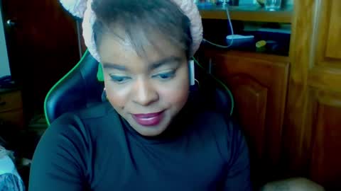 bianca ebony online show from January 2025 05:37:02 AM