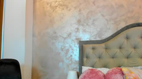 Snapshot of bianca_vale chatting on June 2026 05:14:01 AM Bianca Vale online show from June 2026 05:14:01 AM
