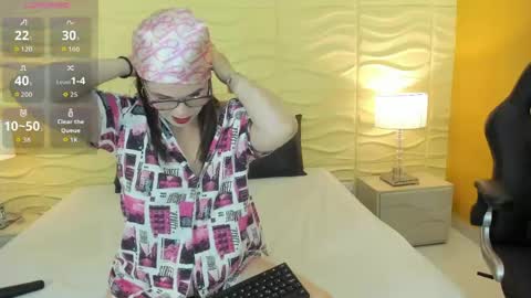 Bianca Royalle online show from April 2026 01:54:02 PM