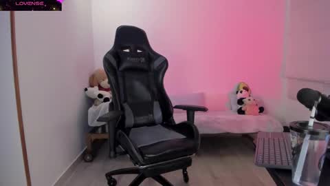 Snapshot of biancastrongg chatting on October 2025 02:12:02 AM Biancastrong.. IGThebiancastrong online show from October 2025 02:12:02 AM