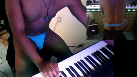 BicepsandFrot online show from March 2025 10:09:01 AM