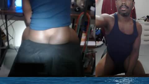 BicepsandFrot online show from April 2026 04:13:02 AM