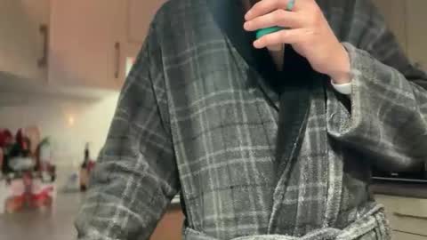 bidaddy83 online show from April 2026 01:27:01 AM