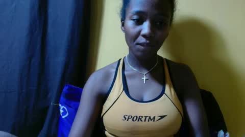 bienvenue987832 online show from April 2026 08:20:02 PM