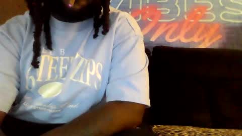 thatcoupledawg online show from January 2026 07:08:01 PM