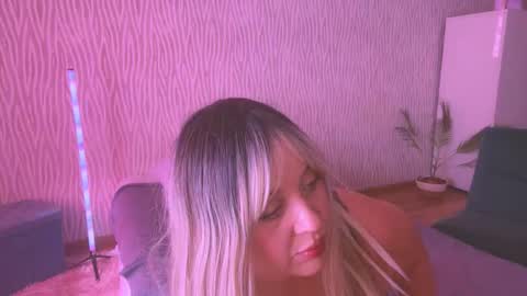 Eva online show from September 2025 08:27:01 AM