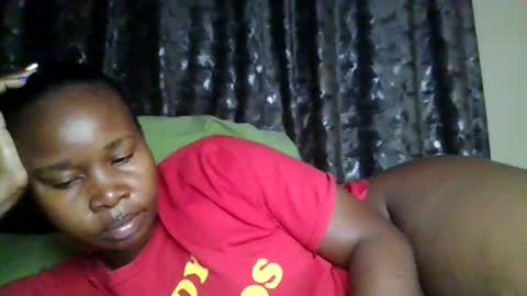 Snapshot of big_diva chatting on June 2026 06:42:02 PM big_diva online show from June 2026 06:42:02 PM