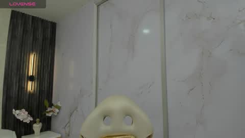 big_ladytrans online show from September 2025 02:33:02 AM