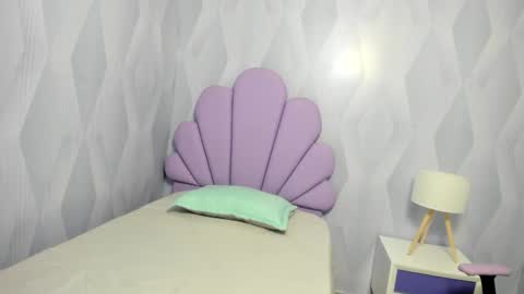 big_ladytrans online show from September 2025 02:02:02 AM