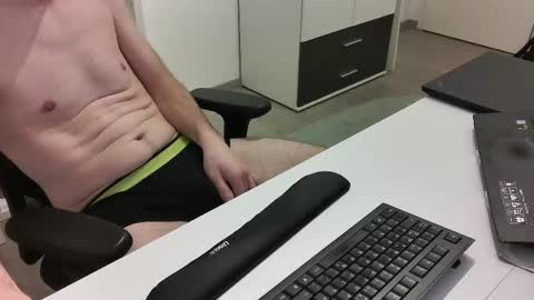 Snapshot of big_tobi_1 chatting on January 2026 06:51:02 AM big_tobi_1 online show from January 2026 06:51:02 AM