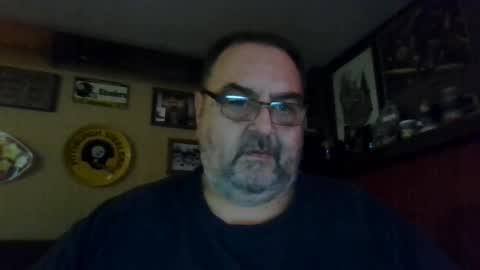 Snapshot of bigbear1971 chatting on December 2024 07:59:02 PM bigbear1971 online show from December 2024 07:59:02 PM