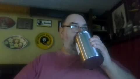 Snapshot of bigbear1971 chatting on December 2024 06:59:01 PM bigbear1971 online show from December 2024 06:59:01 PM