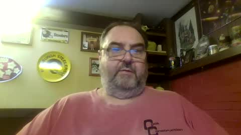 Snapshot of bigbear1971 chatting on December 2024 10:57:02 PM bigbear1971 online show from December 2024 10:57:02 PM