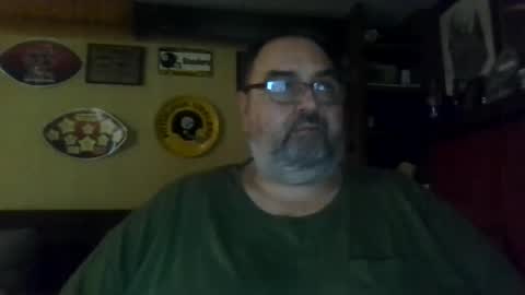 Snapshot of bigbear1971 chatting on January 2025 08:47:02 PM bigbear1971 online show from January 2025 08:47:02 PM