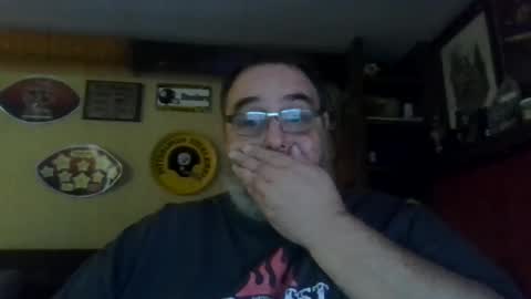 Snapshot of bigbear1971 chatting on January 2025 11:03:02 PM bigbear1971 online show from January 2025 11:03:02 PM