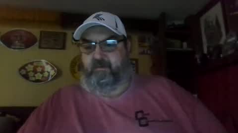 Snapshot of bigbear1971 chatting on February 2025 04:46:02 PM bigbear1971 online show from February 2025 04:46:02 PM