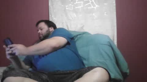 Snapshot of bigbear3287 chatting on November 2025 08:22:02 AM Liam online show from November 2025 08:22:02 AM